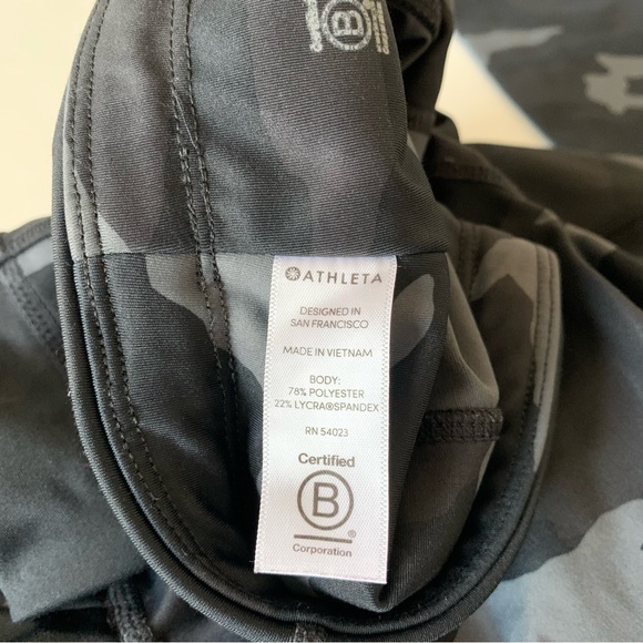 Athleta camo contender 7/8 tight size small - Picture 5 of 11